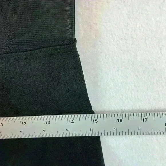 3rd + Malt Women’s Jumpsuit Size Large Black Wide Leg Sheer Midriff Stretchy - Picture 7 of 7